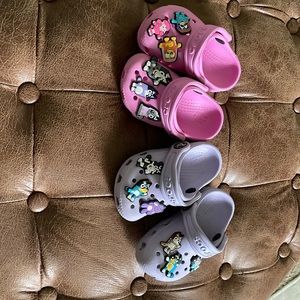 2 pairs Bluey charm Toddler Crocs-5T